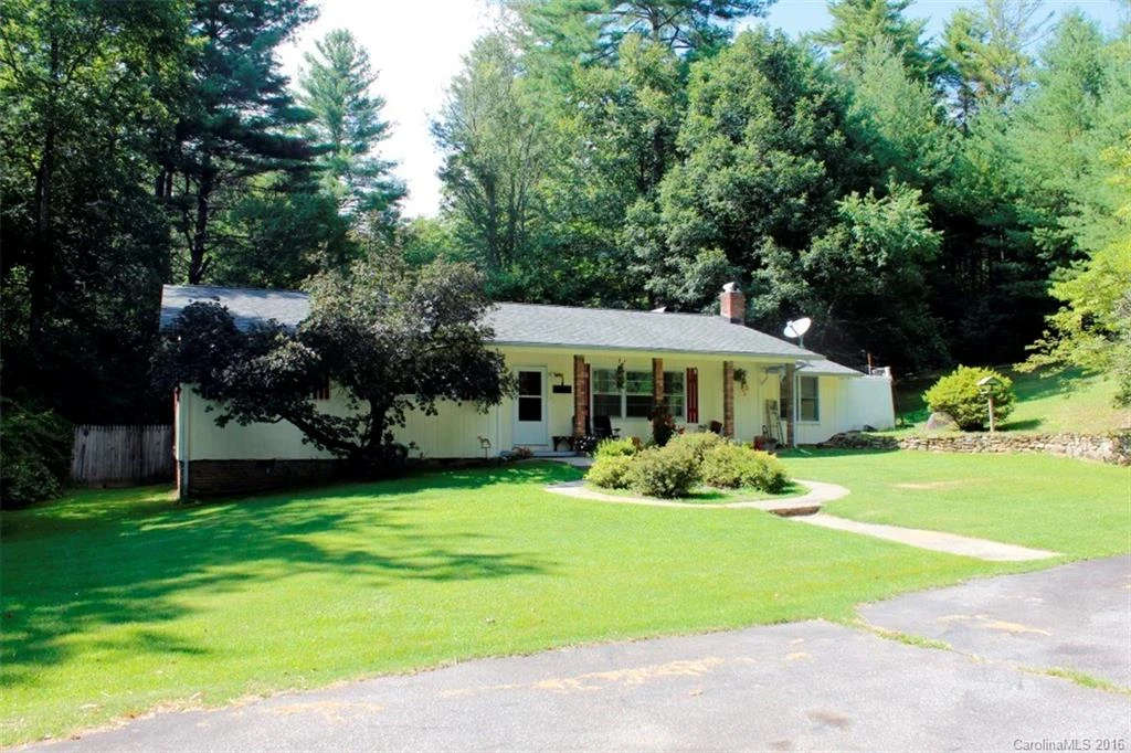 8544 Cascade Lake Road