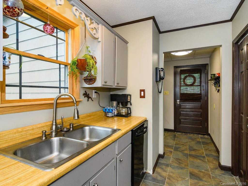 1792 Newfound Road - Photo 4