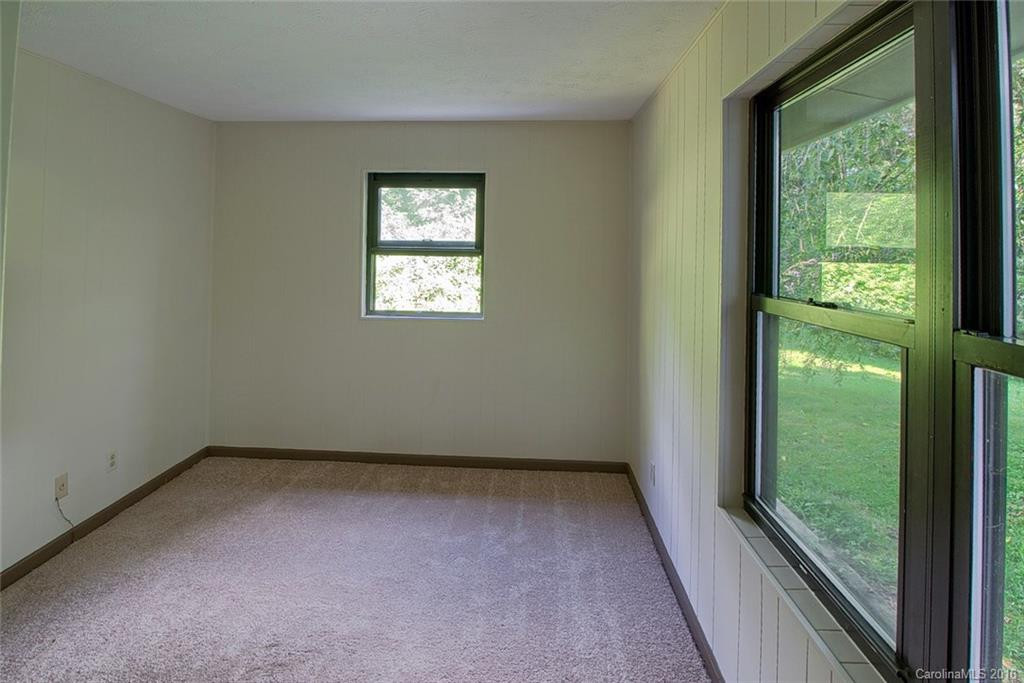 557 Signal Hill Road - Photo 17