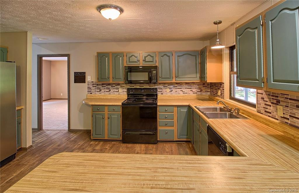 557 Signal Hill Road - Photo 6