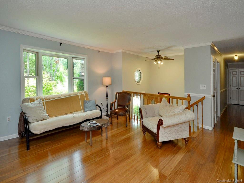 93 Twin Lakes Drive - Photo 2