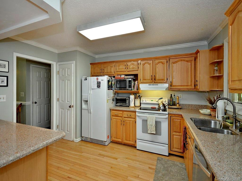 93 Twin Lakes Drive - Photo 7