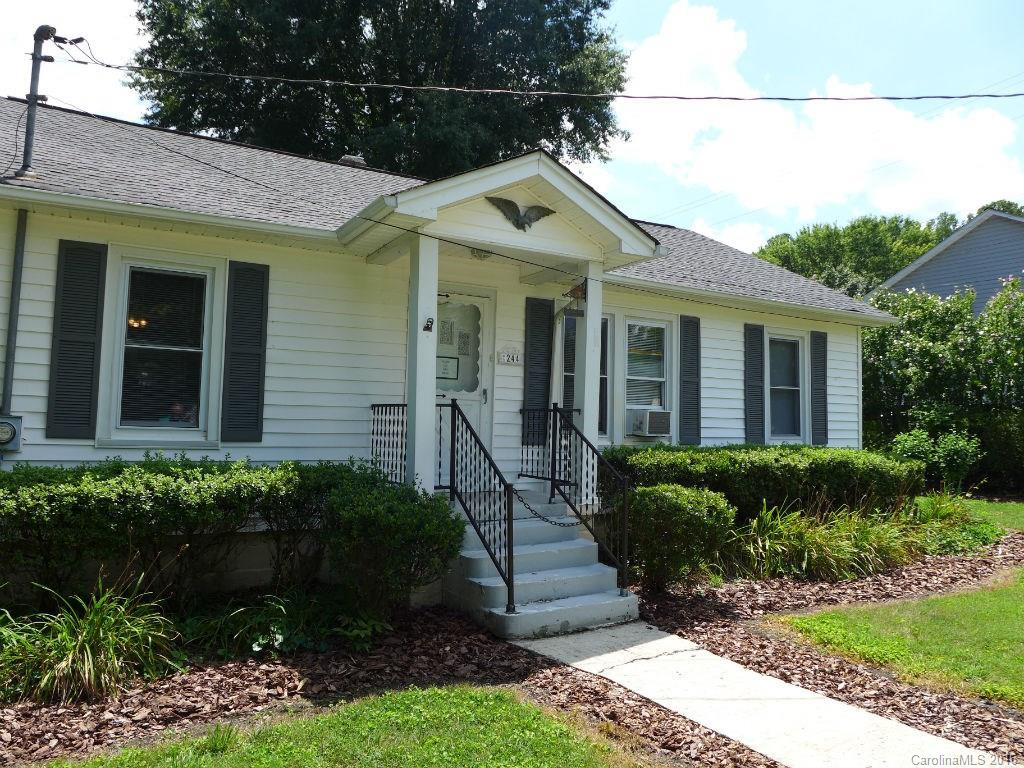 244 Hillside Heights