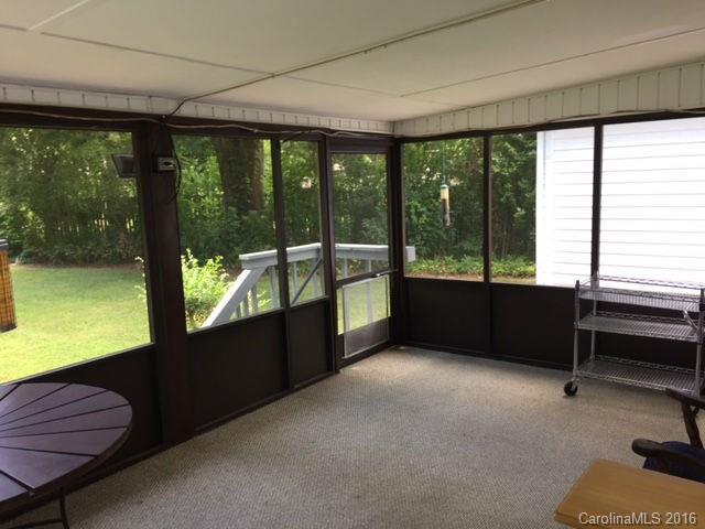 244 Hillside Heights - Photo 16