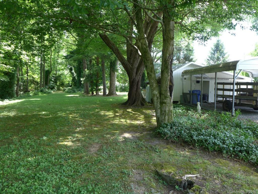 244 Hillside Heights - Photo 3