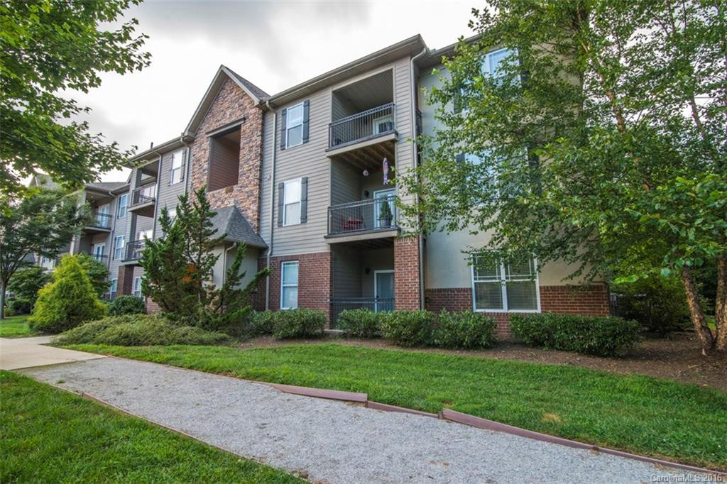 202 Brickton Village Circle #108 - Photo 2