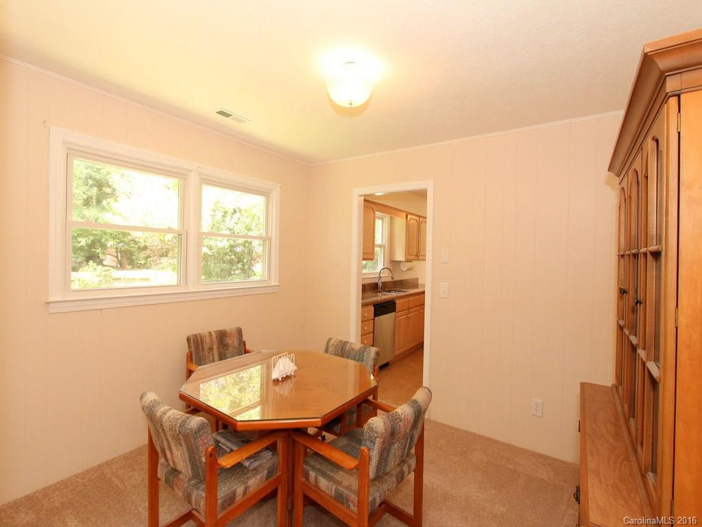 133 Underhill Road - Photo 11