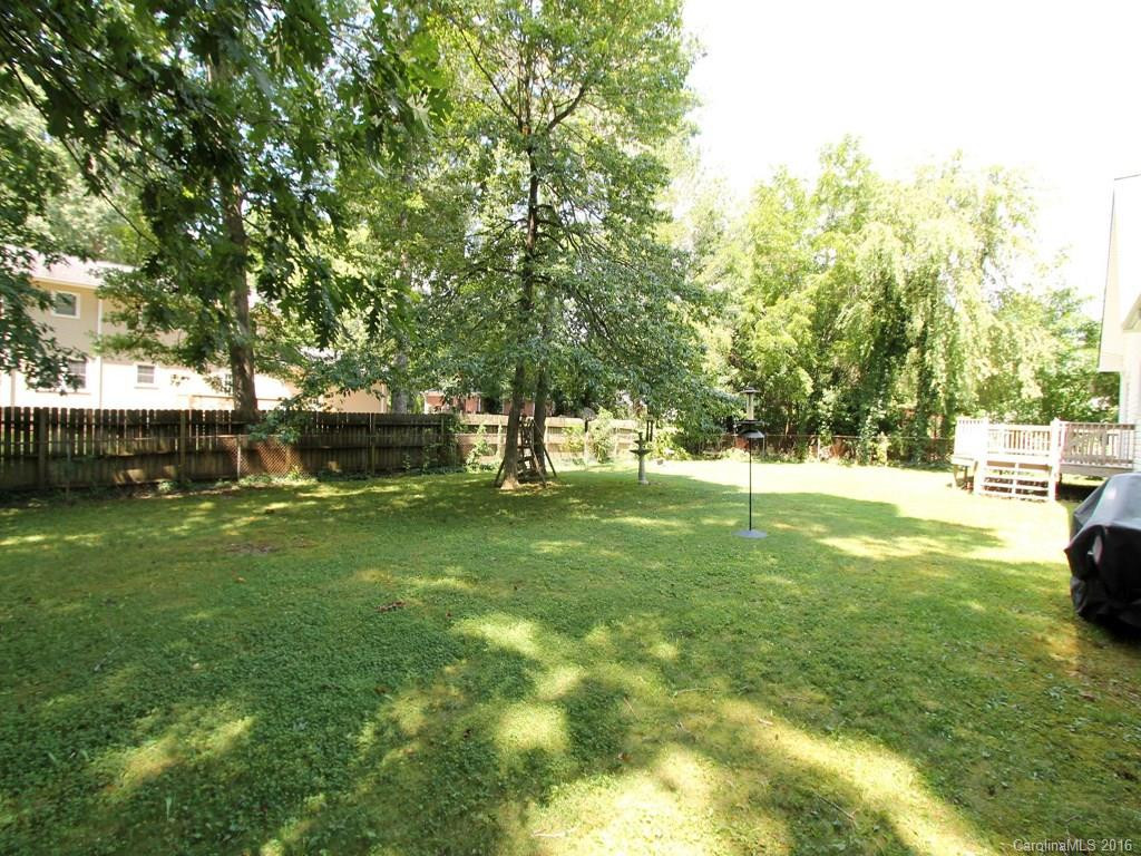 133 Underhill Road - Photo 23