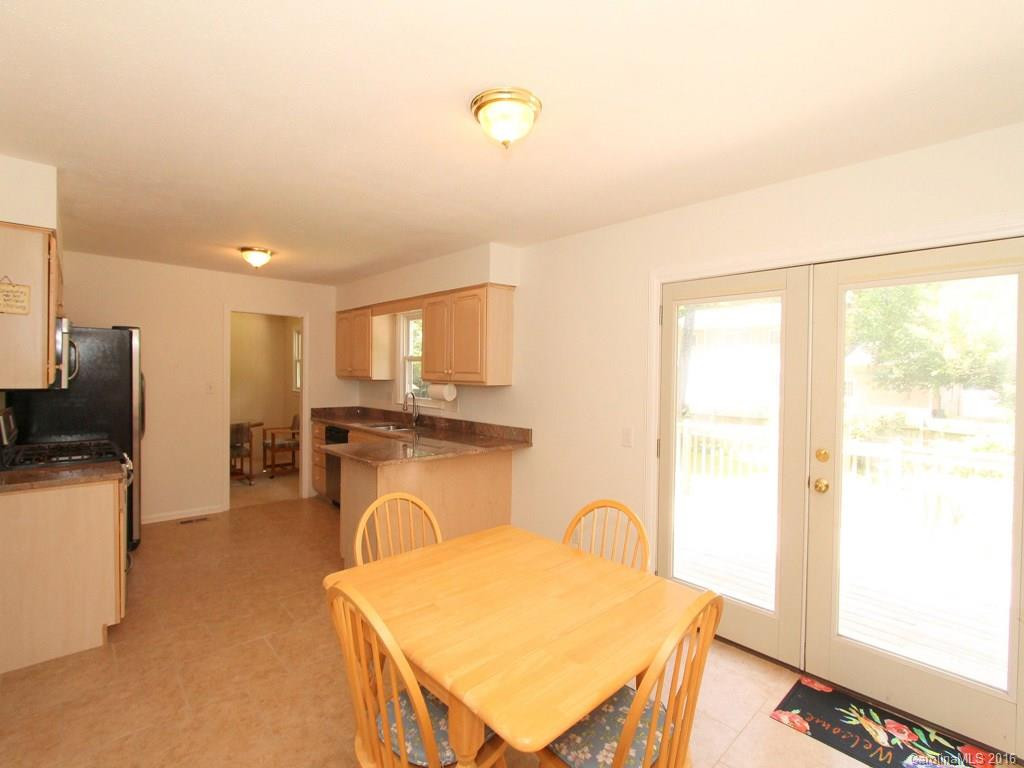 133 Underhill Road - Photo 10