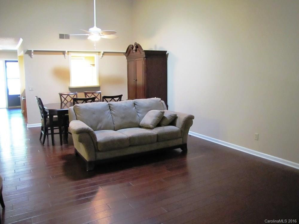 108 Live Oak Lane #108 - Photo 2