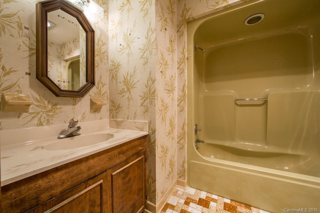 726 Aiken Road - Photo 12