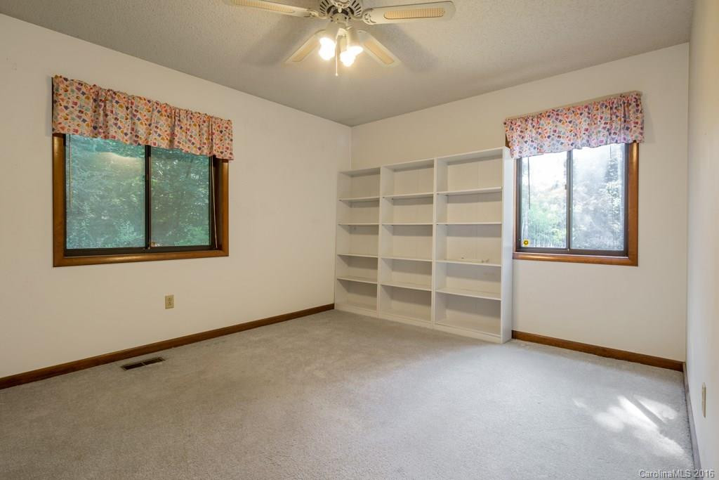 726 Aiken Road - Photo 8