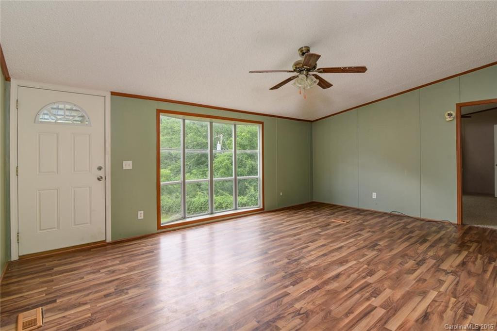 547 School Road - Photo 4