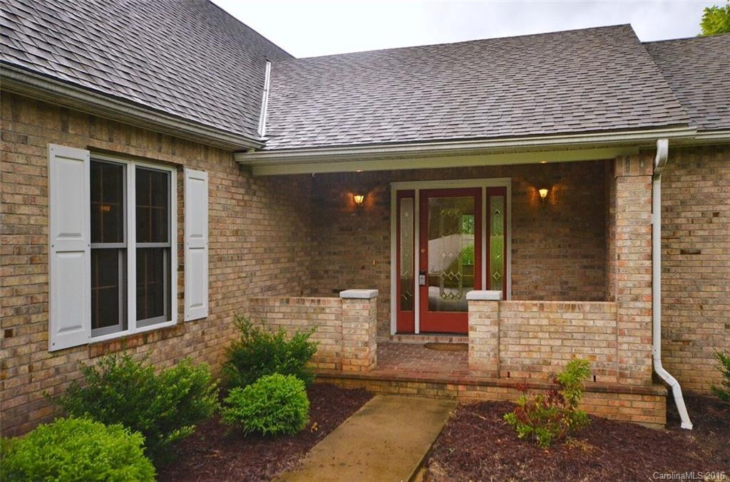 100 Eagle View Drive - Photo 2
