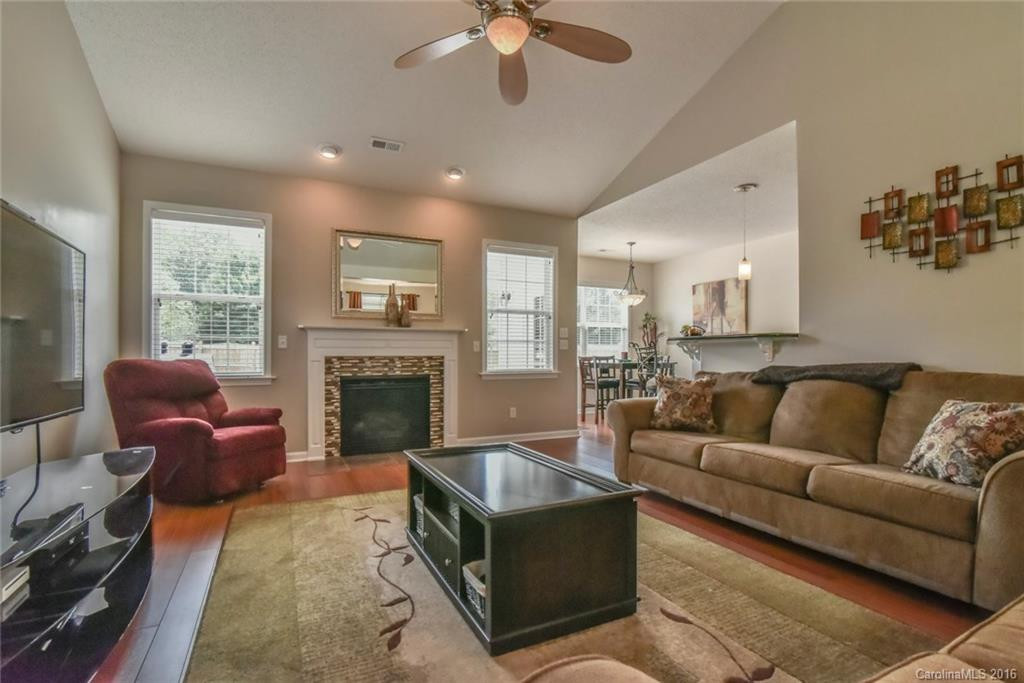 55 Summer Meadow Road #28 - Photo 6