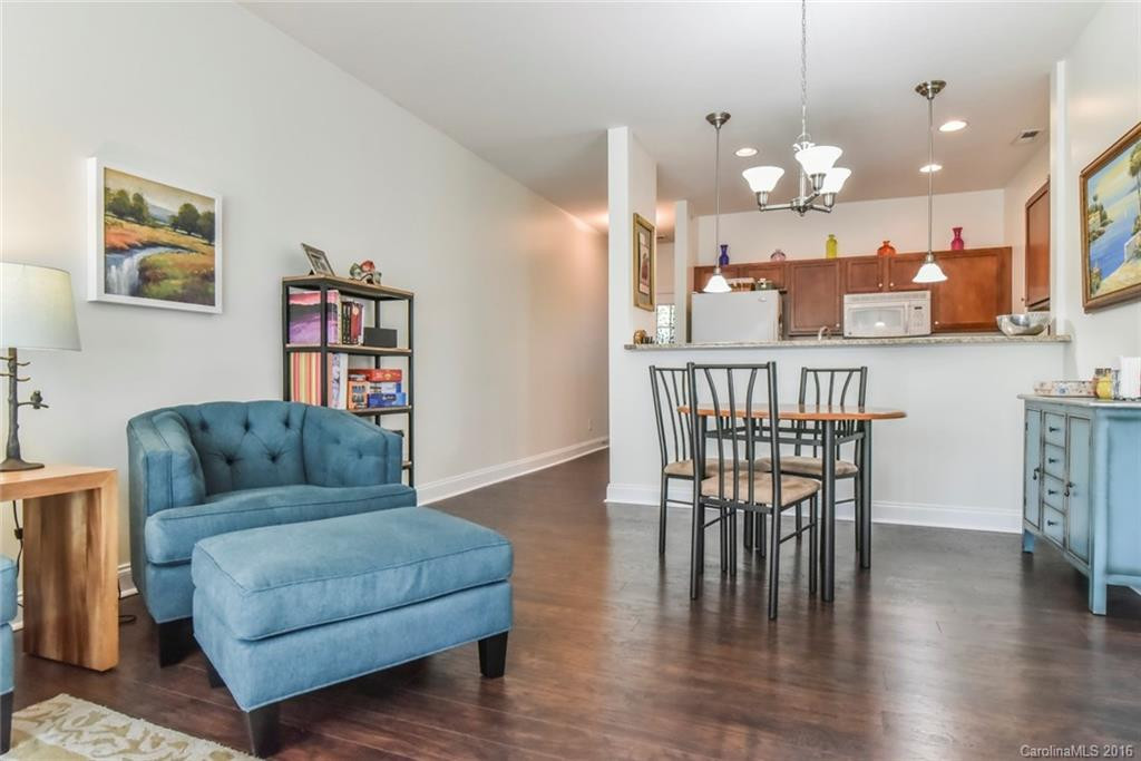 20 Fox Den Drive #203 - Photo 4
