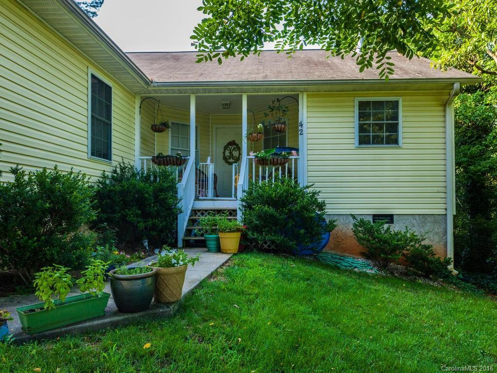 42 Lamb Avenue - Photo 3