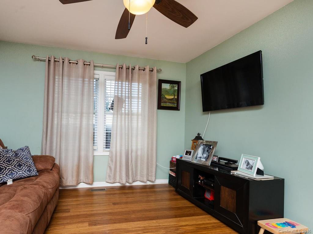 42 Lamb Avenue - Photo 7