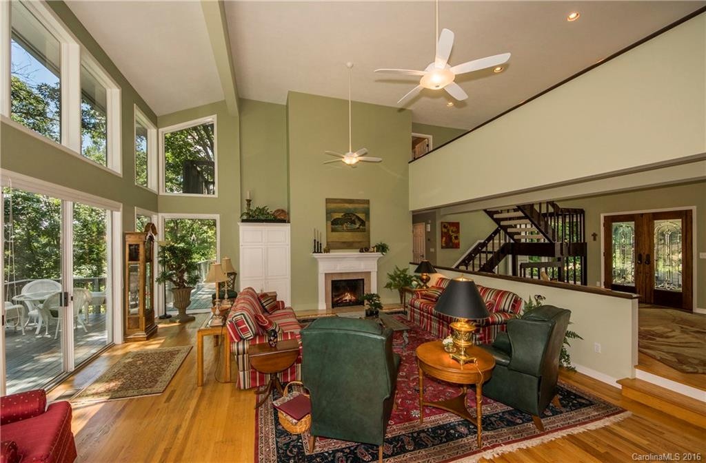 466 Laurel Ridge Drive - Photo 9