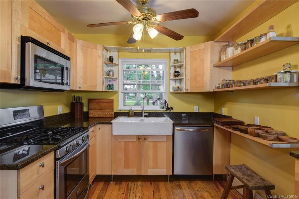 204 Midland Avenue - Photo 8