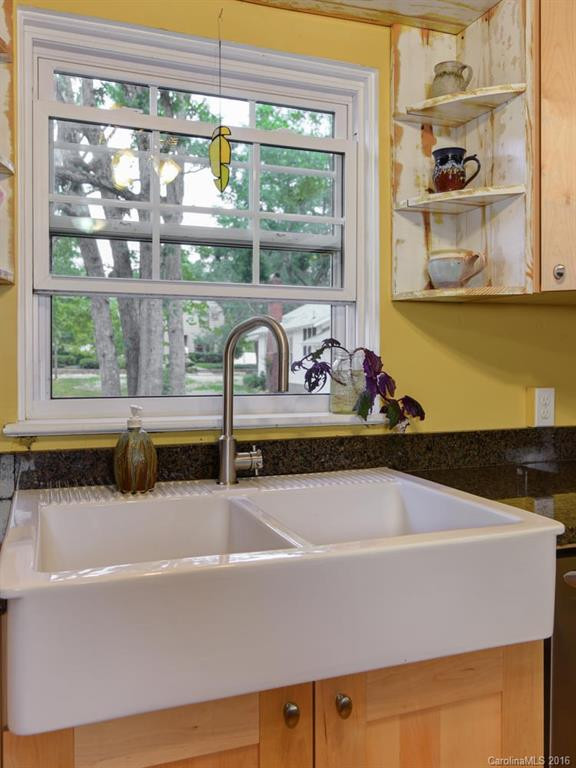 204 Midland Avenue - Photo 9