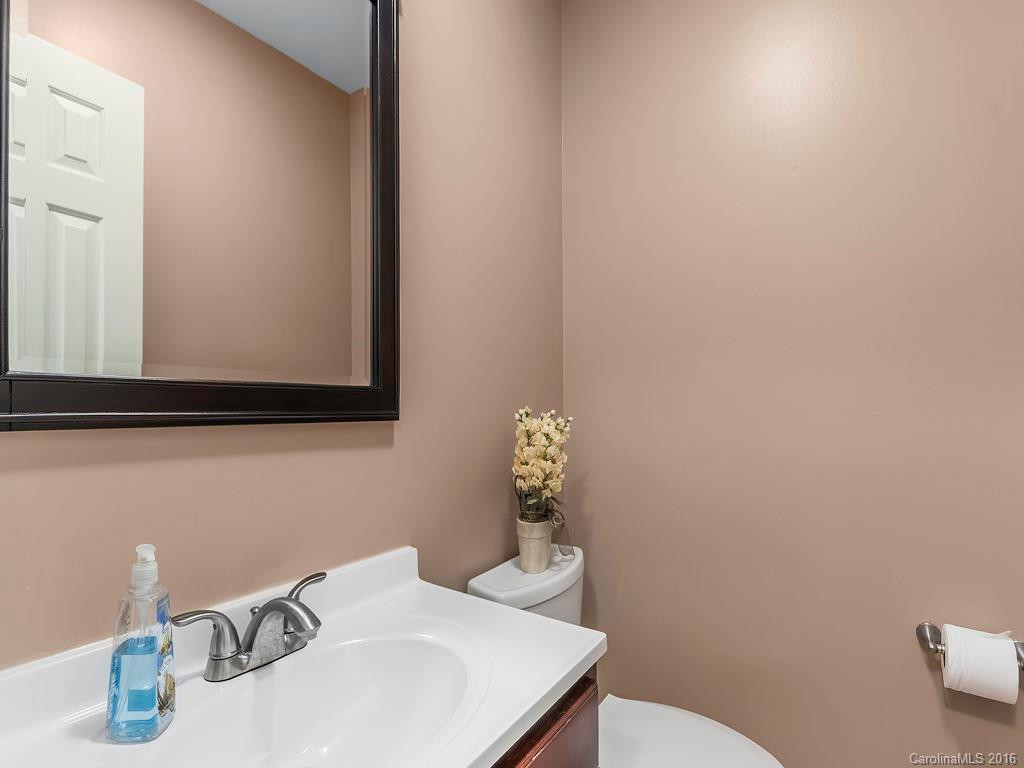 24 Glen Crest Drive #9 - Photo 13