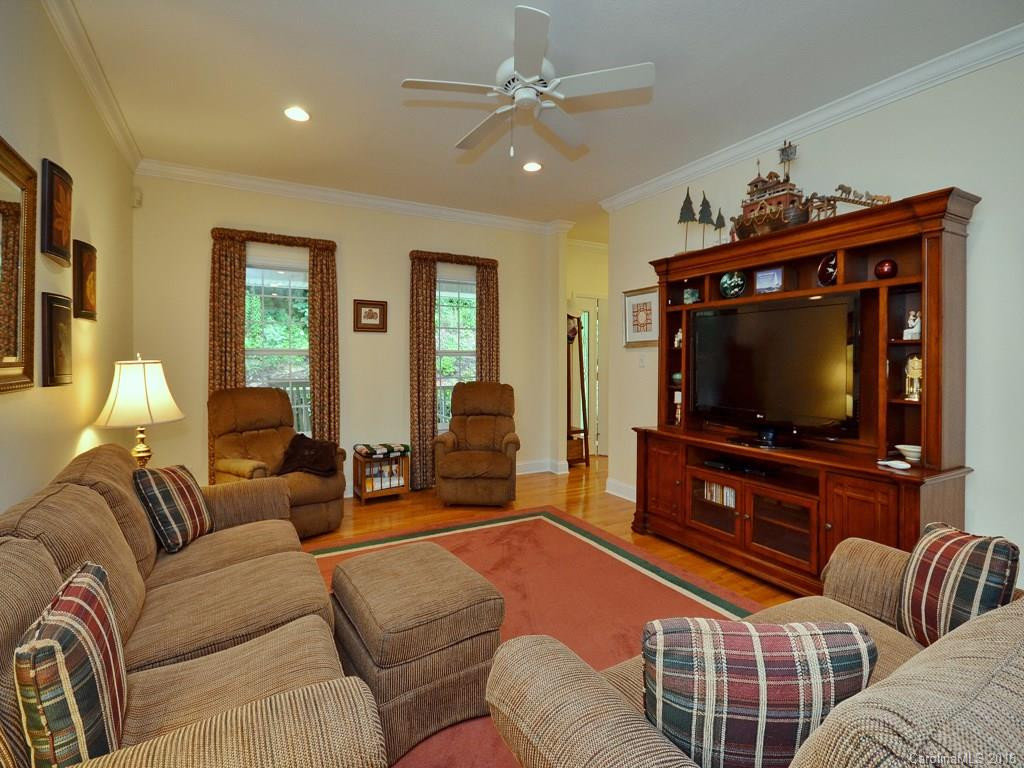 101 Sunny Ridge Drive - Photo 5