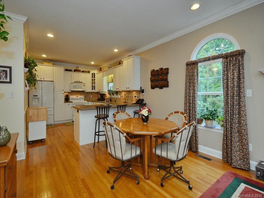 101 Sunny Ridge Drive - Photo 8