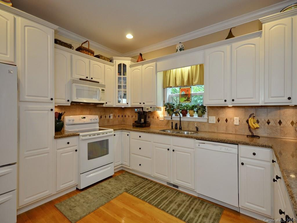 101 Sunny Ridge Drive - Photo 9