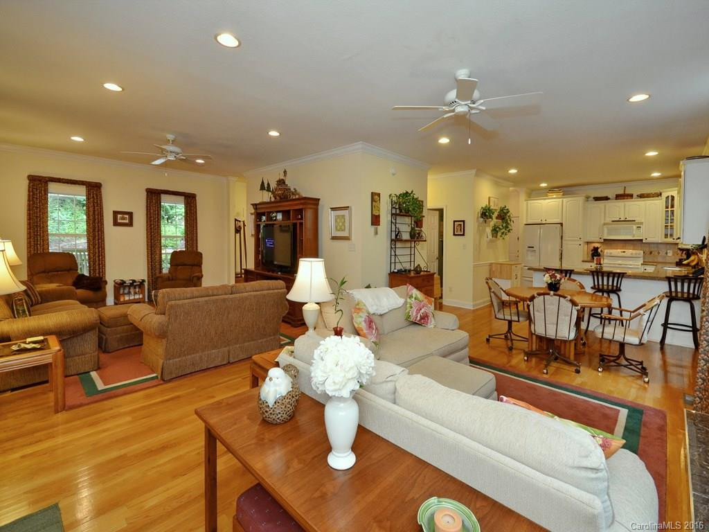 101 Sunny Ridge Drive - Photo 10