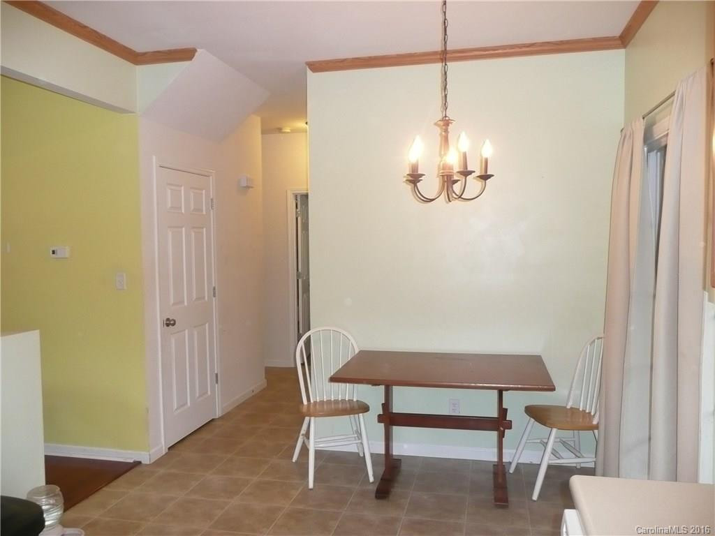 122 Woodcreek Circle - Photo 11