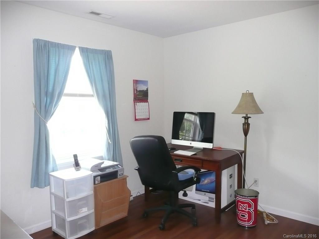 122 Woodcreek Circle - Photo 16