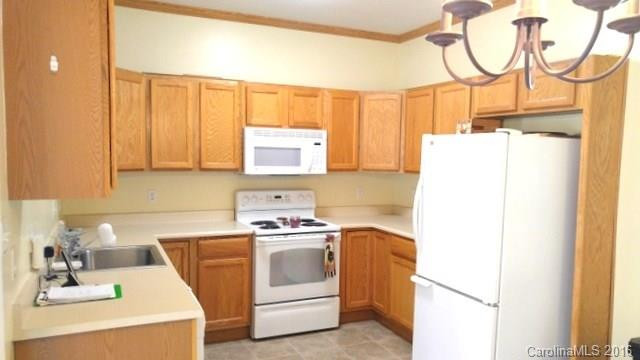 122 Woodcreek Circle - Photo 6