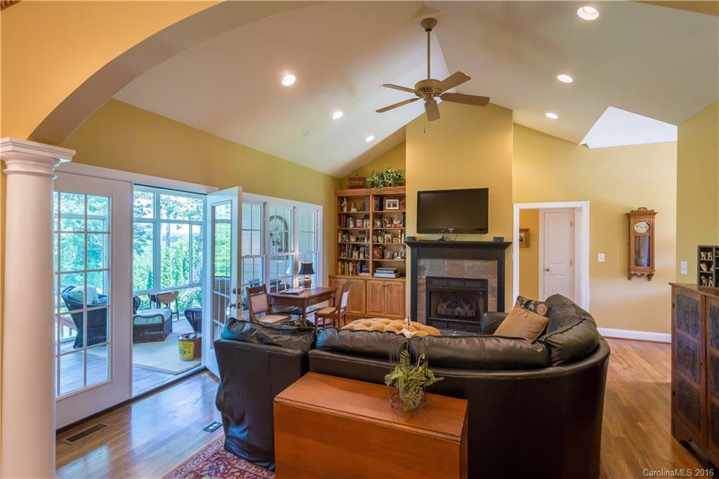 3539 Blankenship Drive - Photo 3