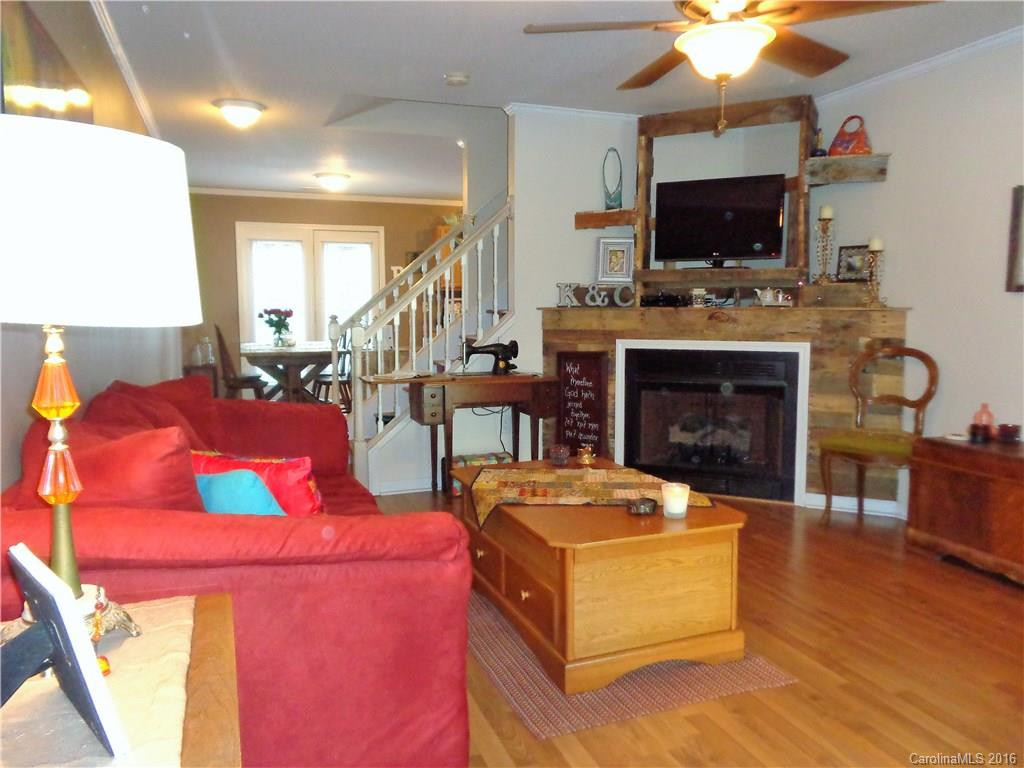 170 Wiltshire Circle #37 - Photo 6