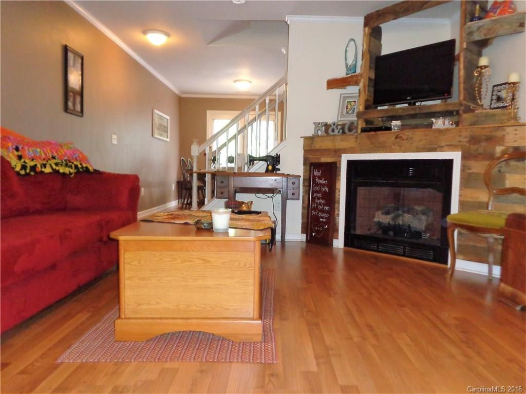 170 Wiltshire Circle #37 - Photo 7