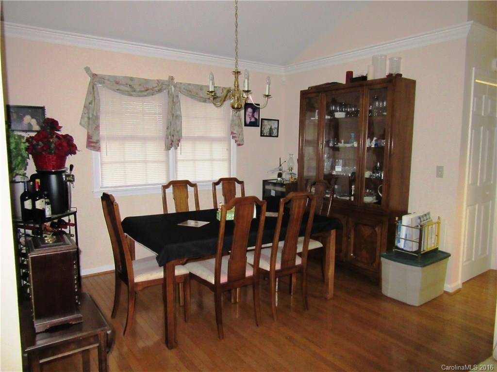 1054 Saddlebrook Drive #42 - Photo 6