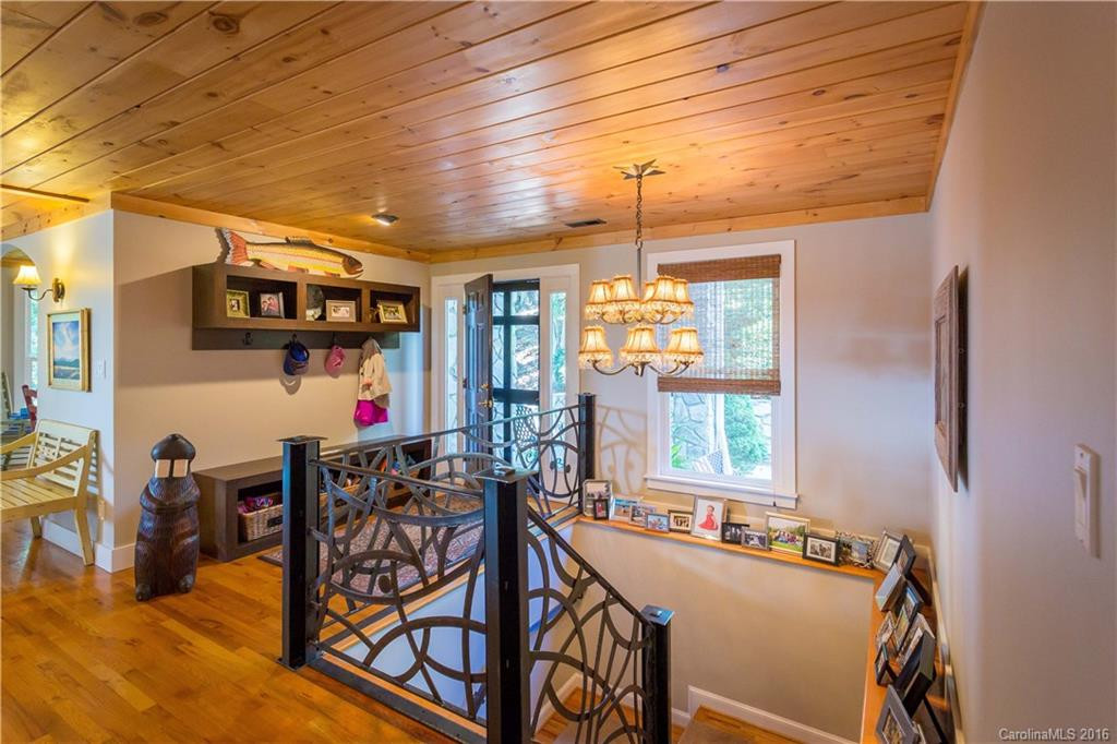 4895 Ashton Court - Photo 2