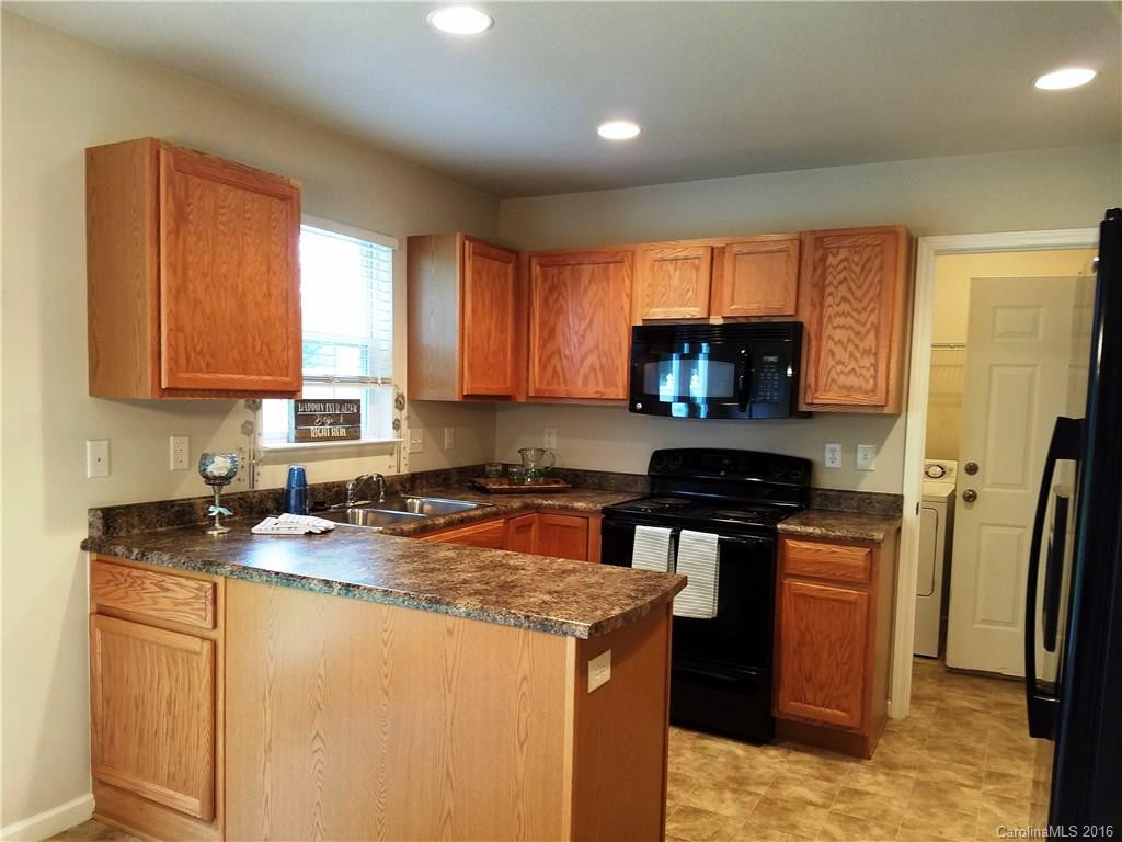 21 Macy Way #- - Photo 2
