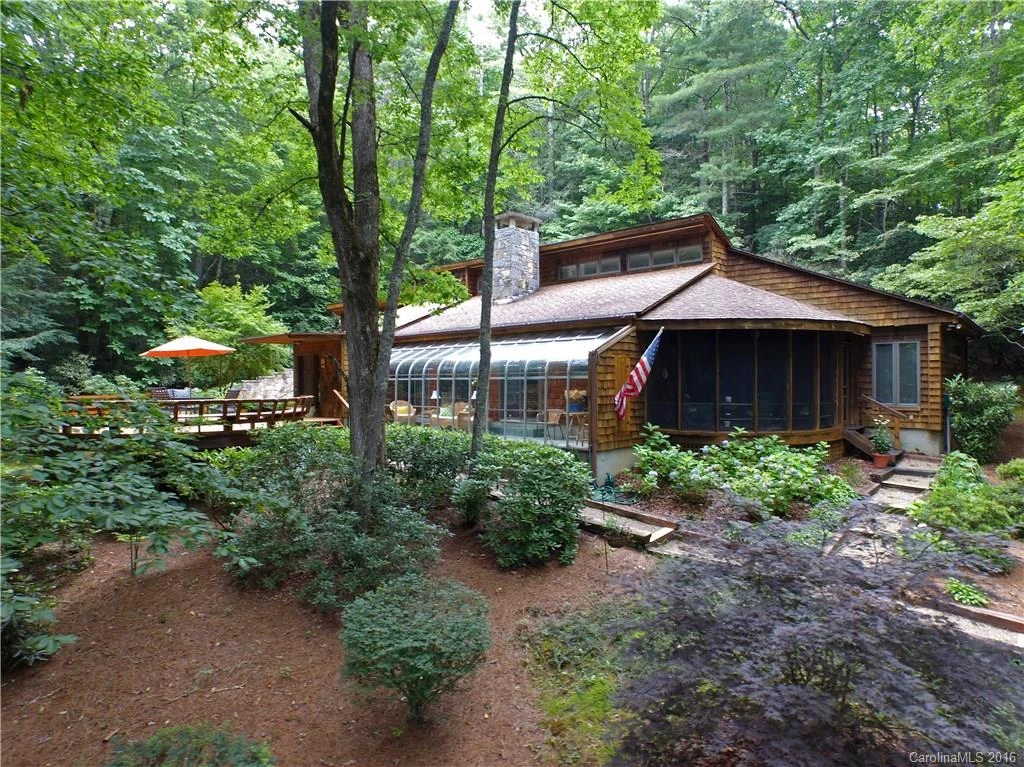 906 Cherokee Trail