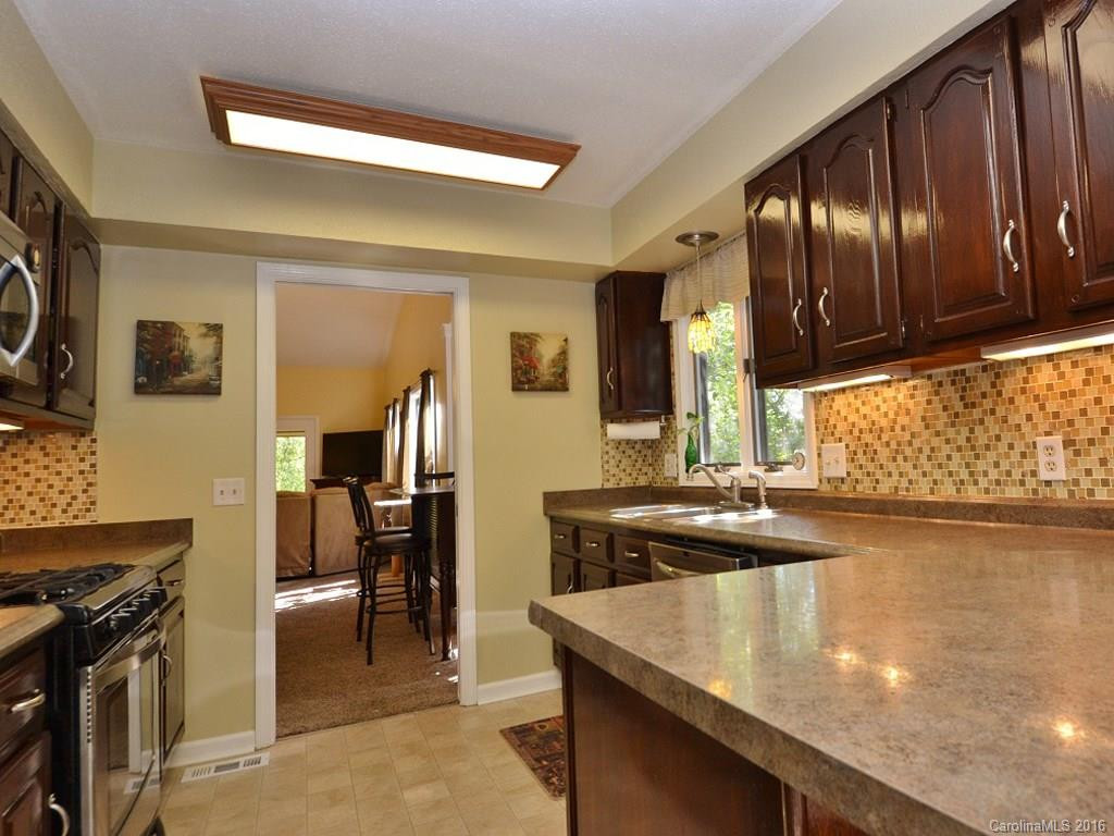 1101 Red Oak Drive #1101 - Photo 4