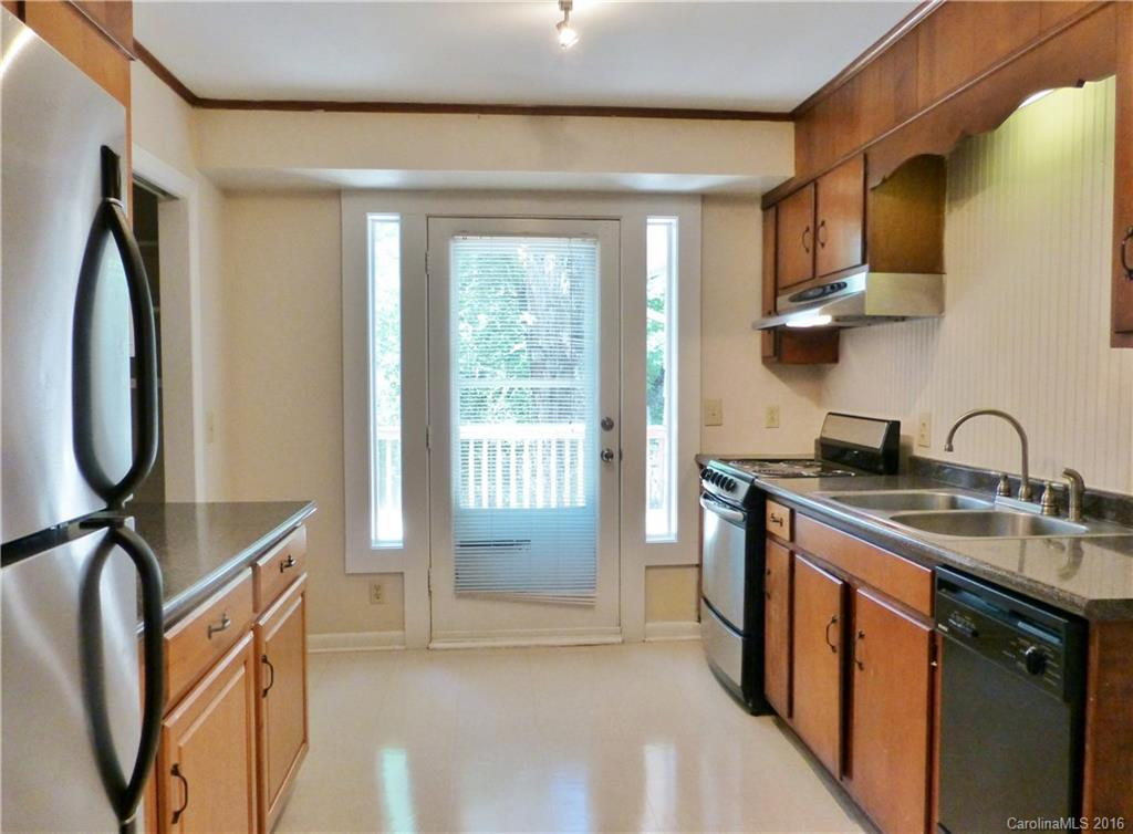 32 Cherry Street #8 - Photo 8