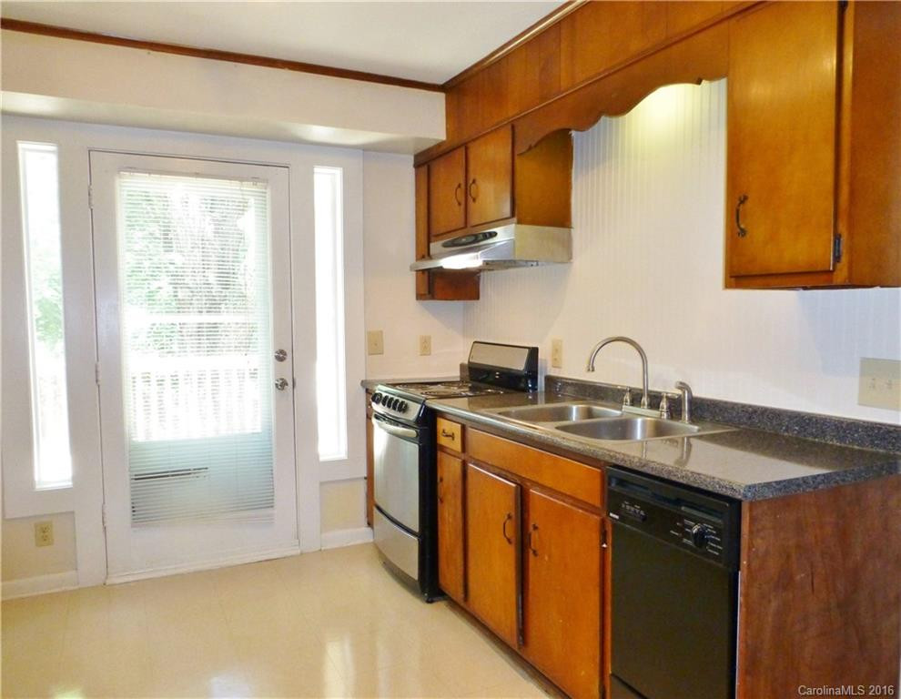 32 Cherry Street #8 - Photo 9