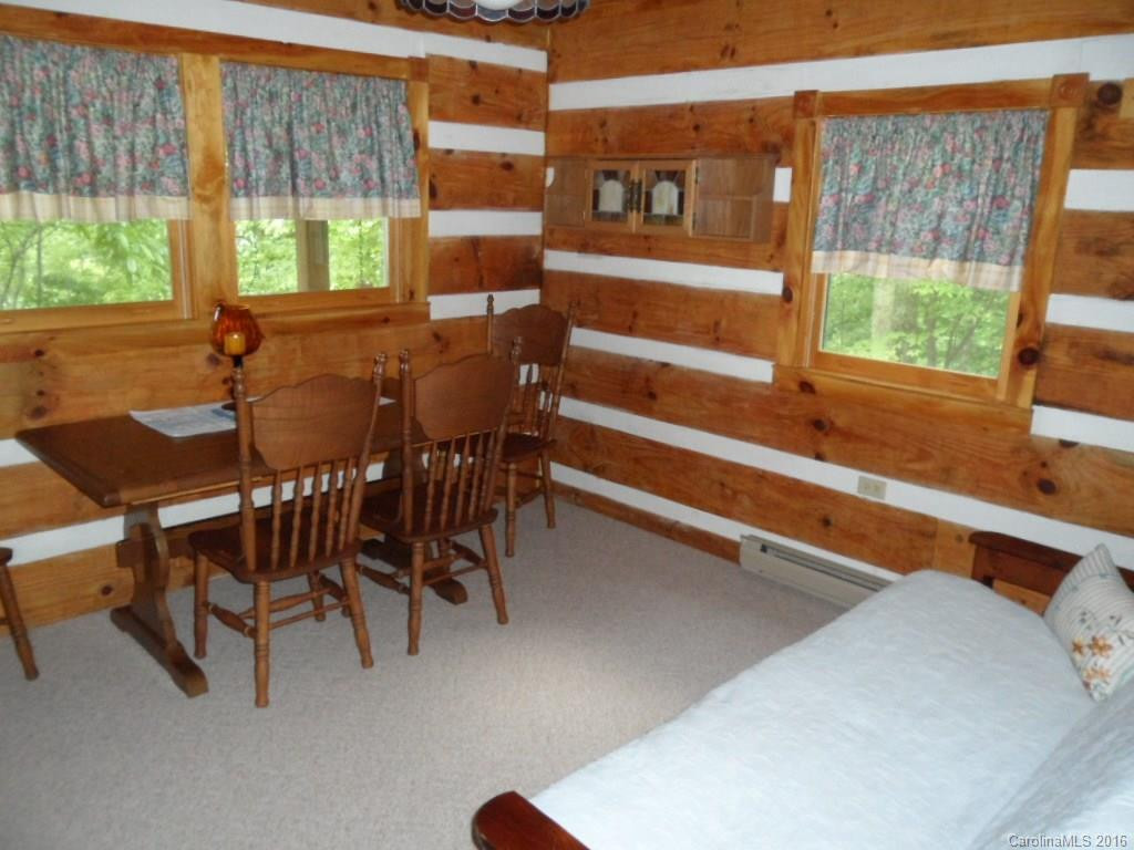 375 Daly Drive - Photo 11