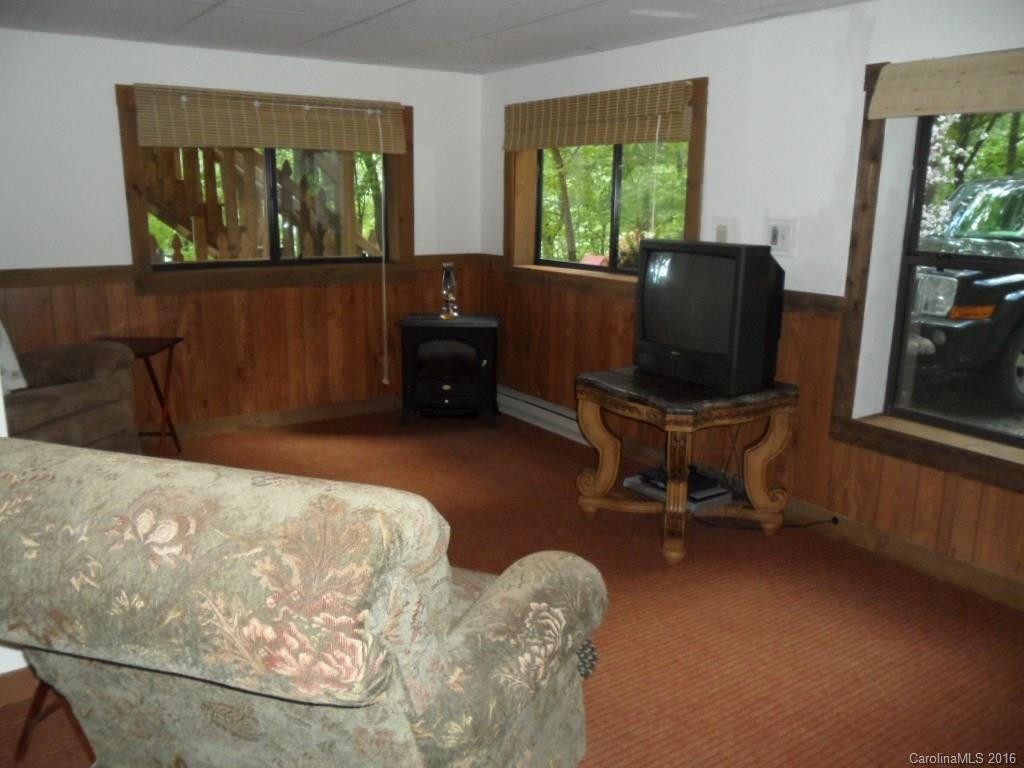 375 Daly Drive - Photo 12