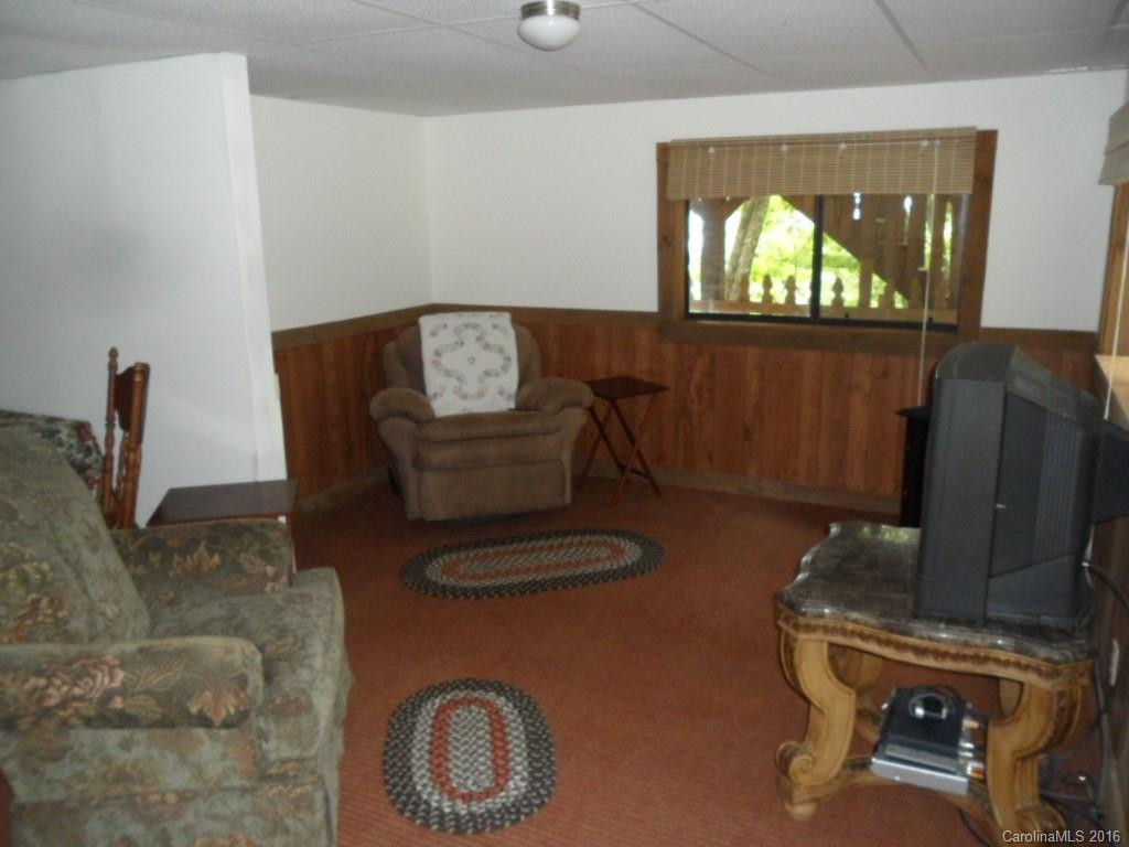 375 Daly Drive - Photo 13