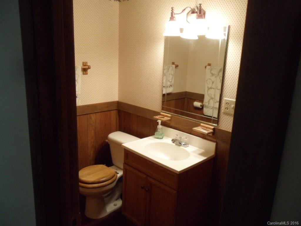 375 Daly Drive - Photo 16
