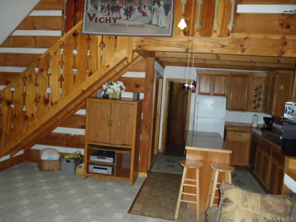 375 Daly Drive - Photo 7