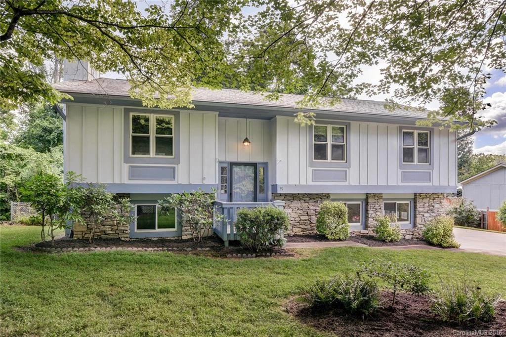 39 Golden Oaks Lane