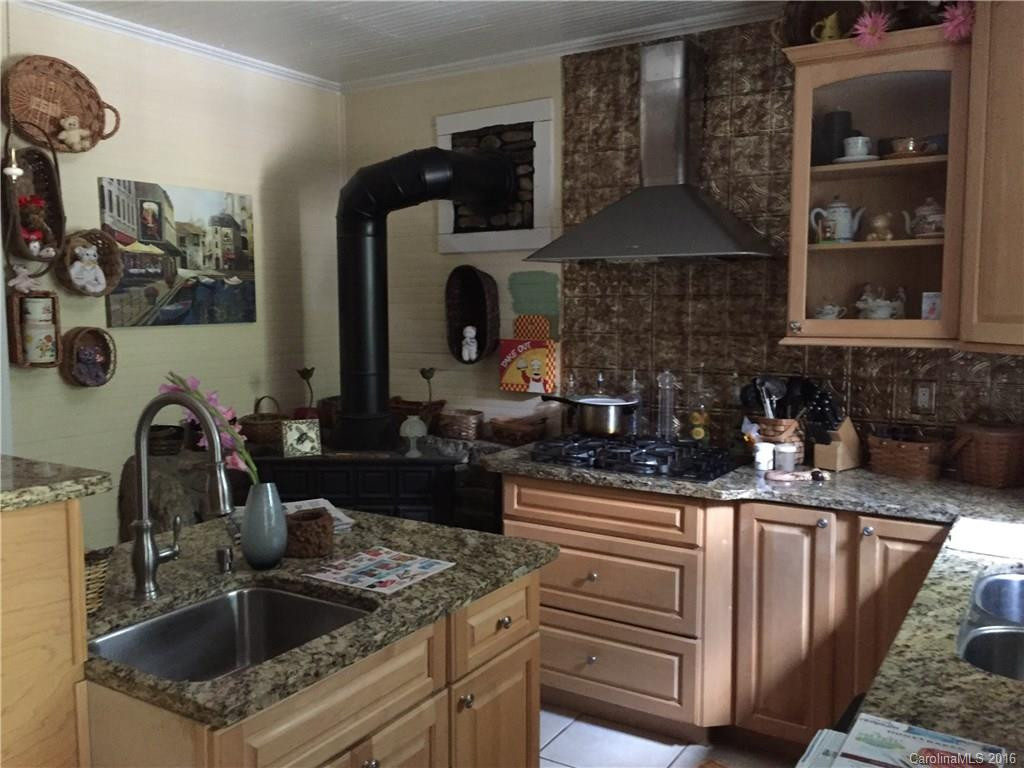 1444 Middle Fork Road - Photo 3